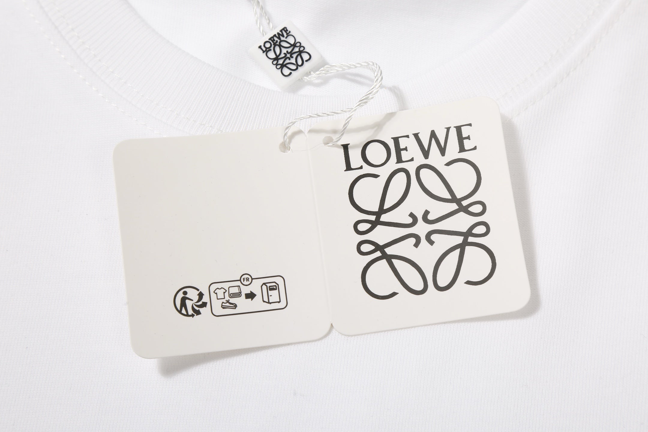 LOEWE T-SHIRT STYLE 119