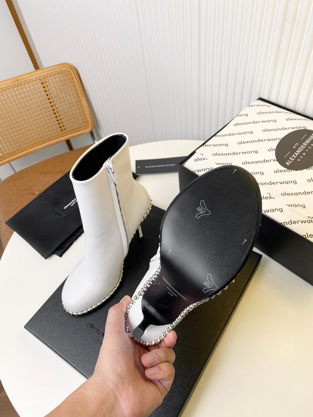 KIRA ANKLE BOOTS 10 CM IN WHITE CALFSKIN