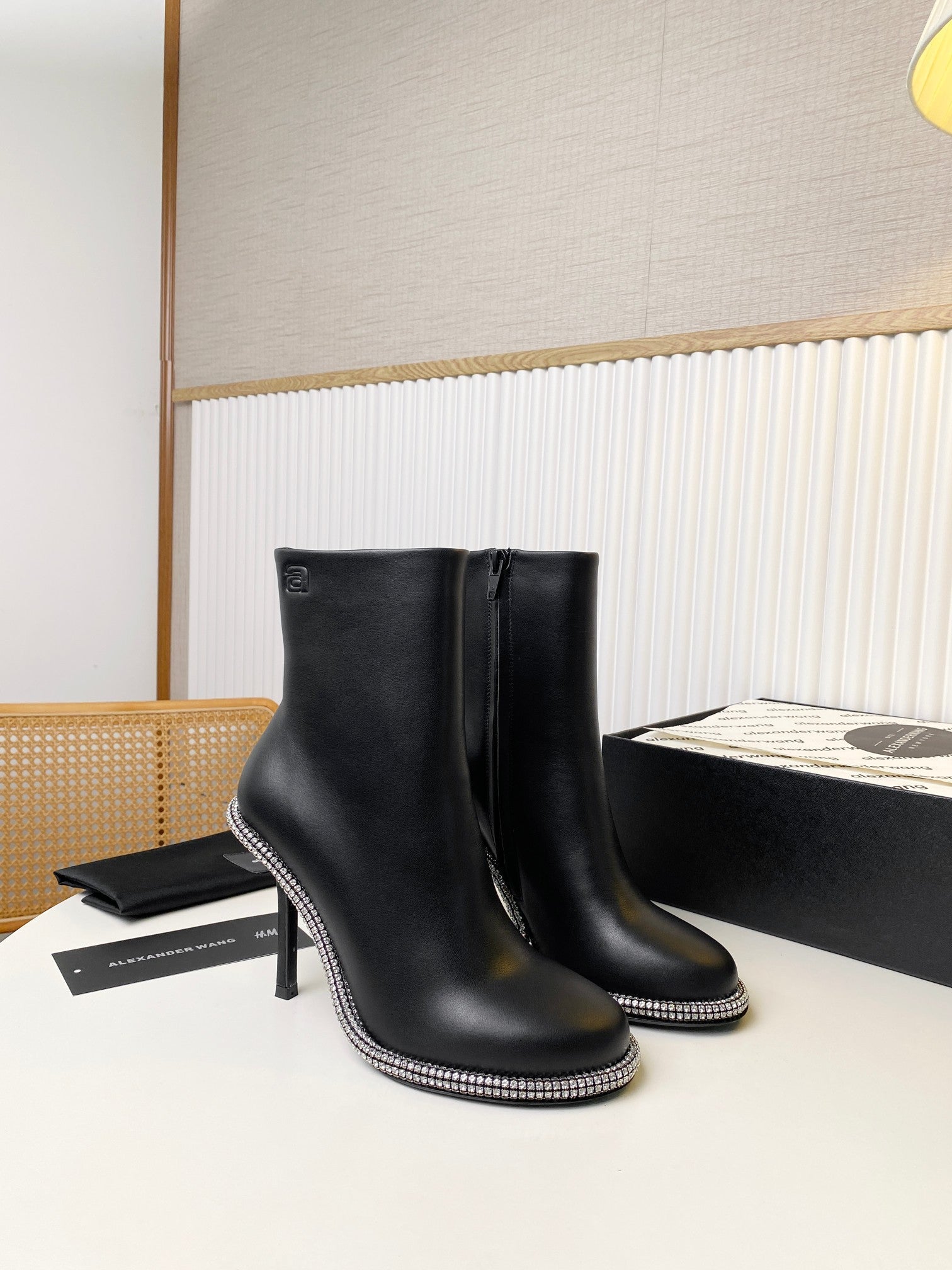KIRA ANKLE BOOTS 10 CM IN BLACK CALFSKIN