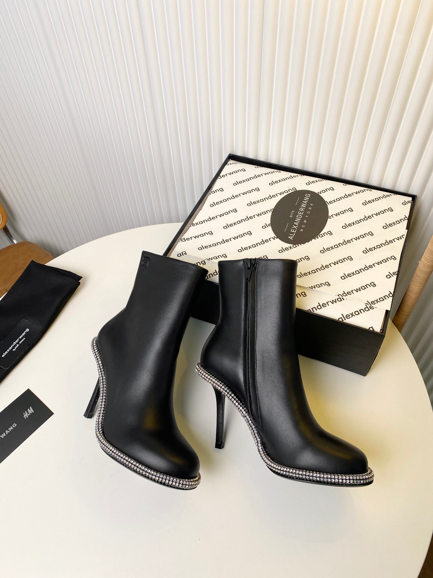 KIRA ANKLE BOOTS 10 CM IN BLACK CALFSKIN