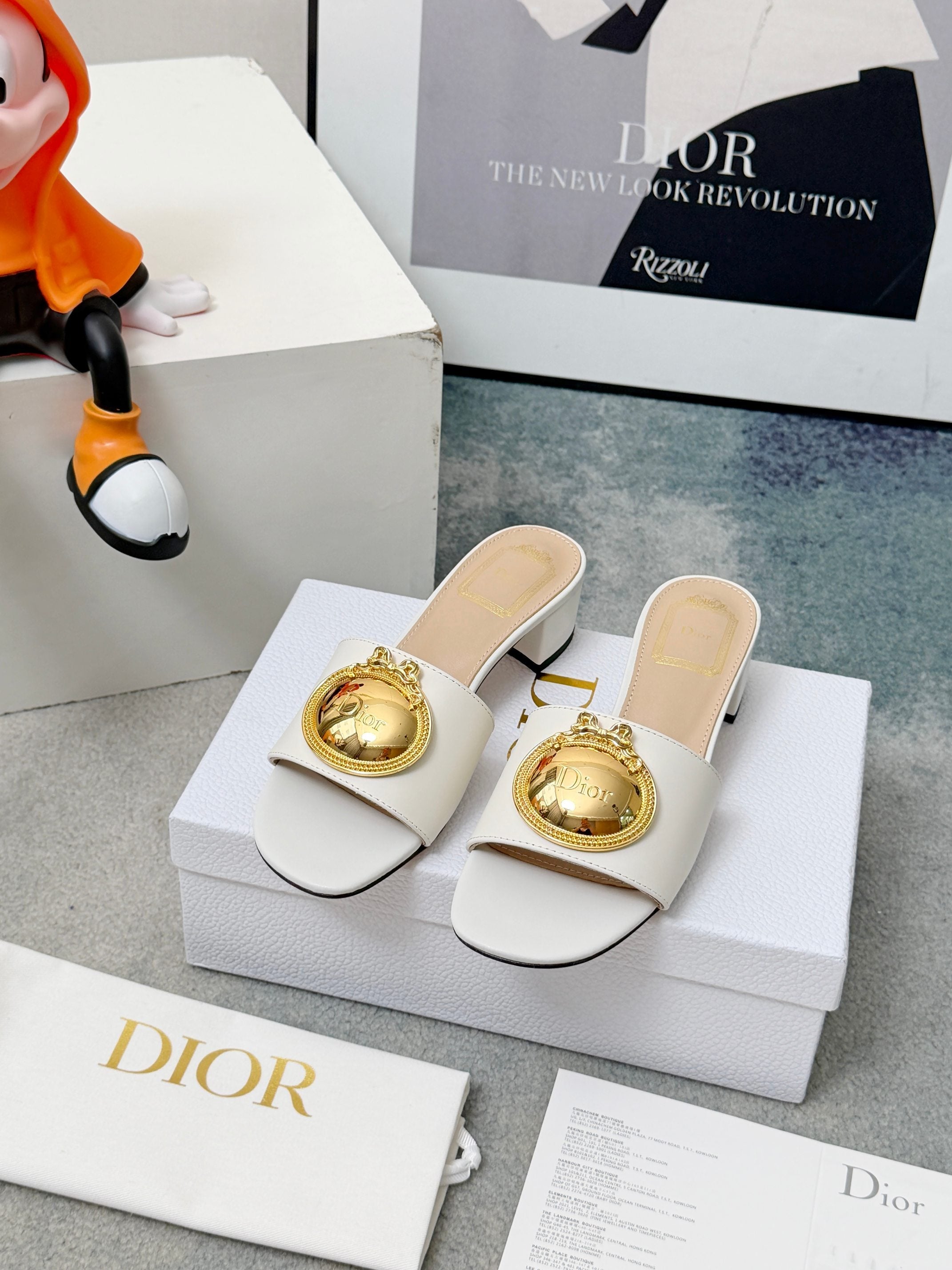 DIOR 26S HIGH-HEEL SANDALS IN WHITE CALFSKIN WITH GOLD HARDWARE