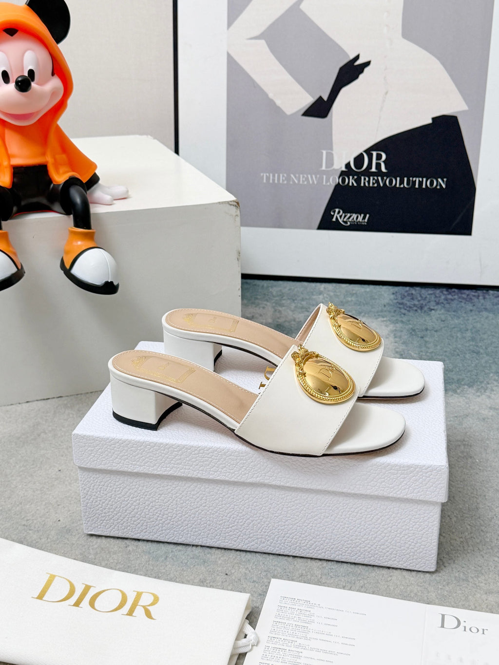 DIOR 26S HIGH-HEEL SANDALS IN WHITE CALFSKIN WITH GOLD HARDWARE