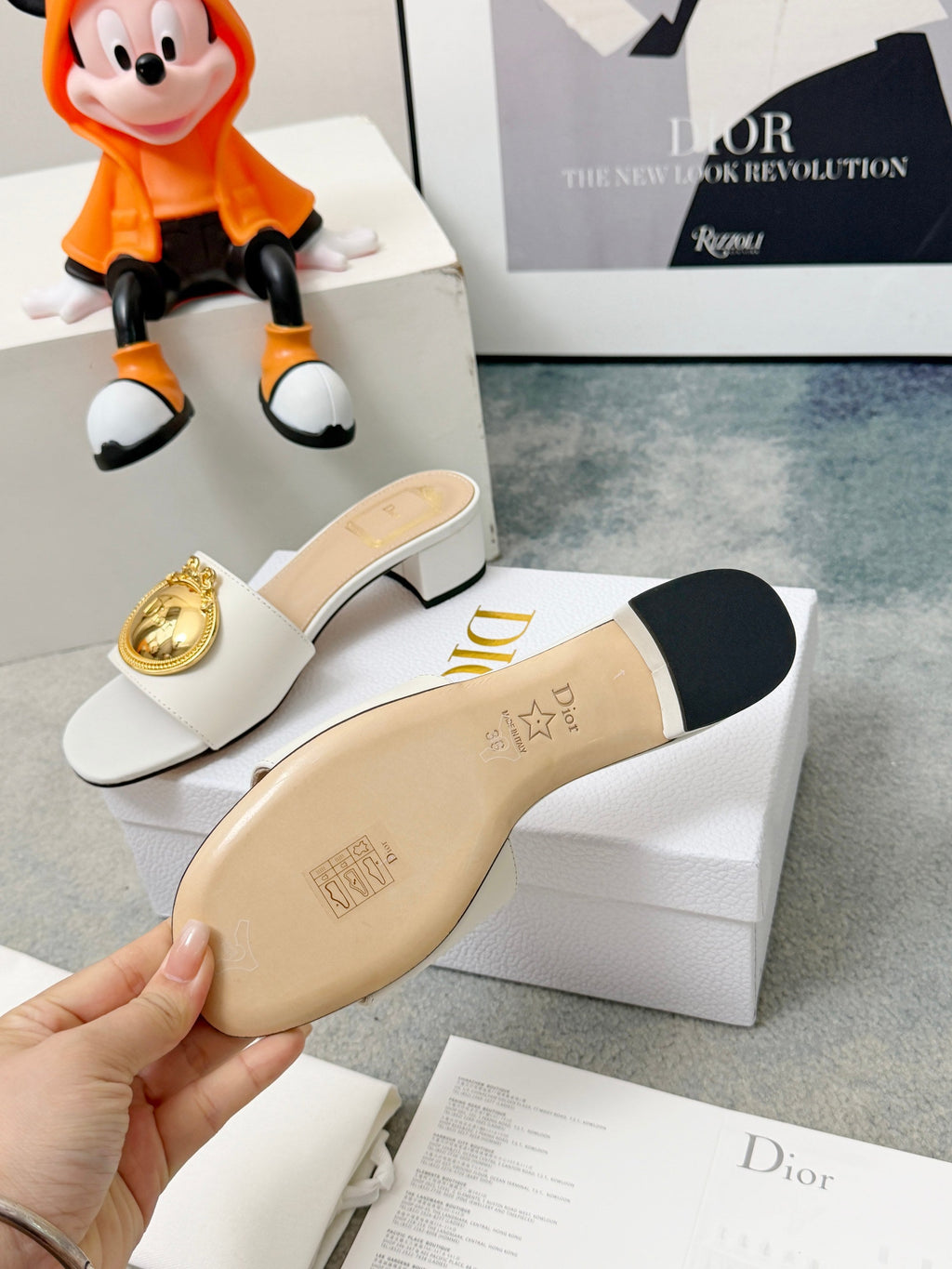 DIOR 26S HIGH-HEEL SANDALS IN WHITE CALFSKIN WITH GOLD HARDWARE