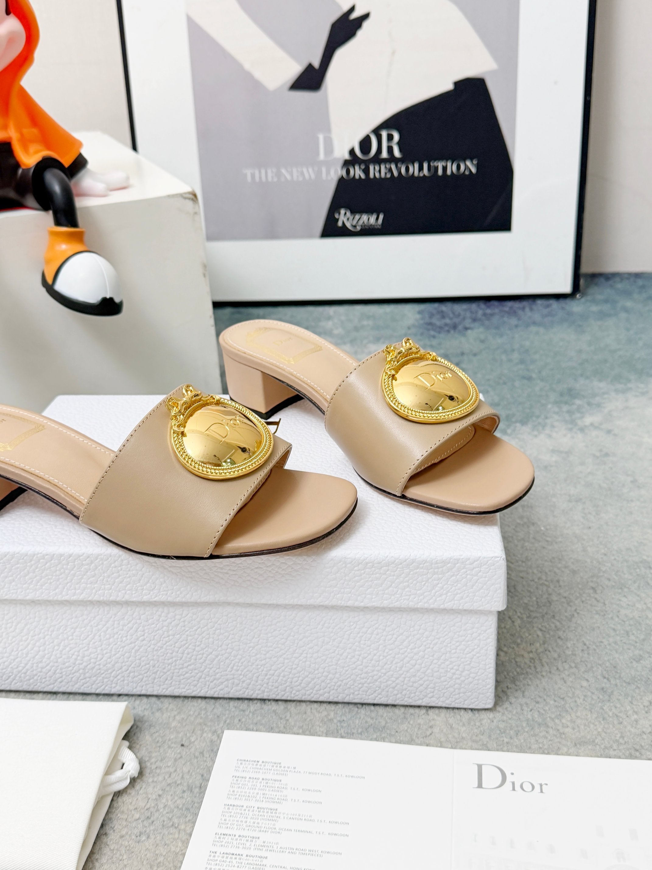 DIOR 26S HIGH-HEEL SANDALS IN BEIGE CALFSKIN WITH GOLD HARDWARE