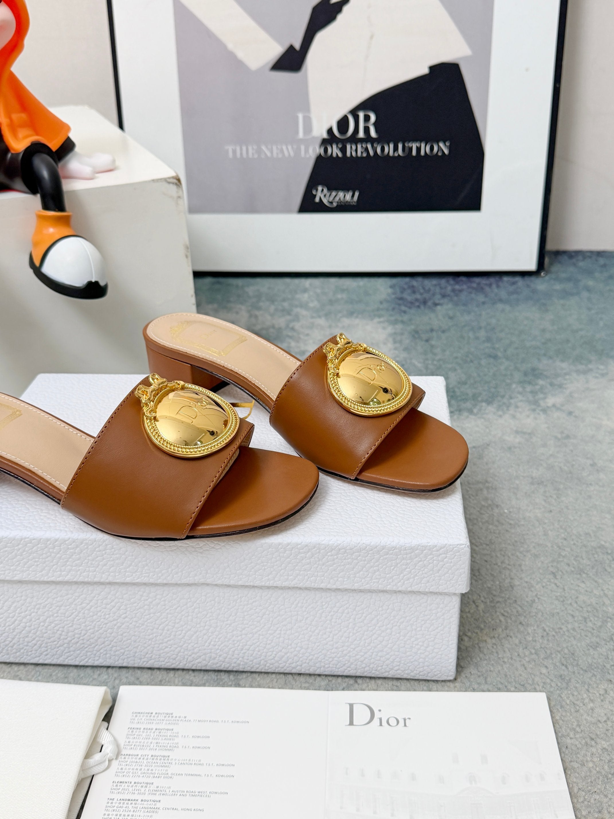 DIOR 26S HIGH-HEEL SANDALS IN BROWN CALFSKIN WITH GOLD HARDWARE