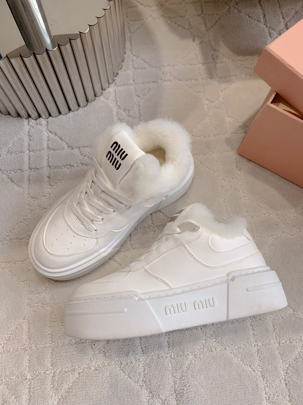 THICK SOLE SNEAKERS IN WHITE LAMBSKIN WITH RABBIT FUR LINING