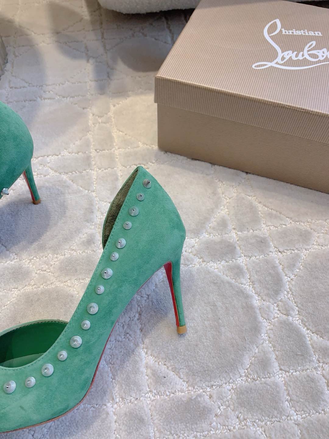IRIZA PUMPS 85MM IN GREEN SUEDE SILVER SPIKES