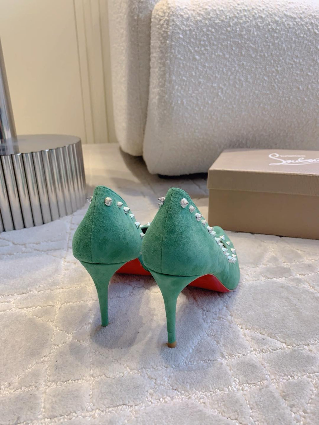 IRIZA PUMPS 85MM IN GREEN SUEDE SILVER SPIKES