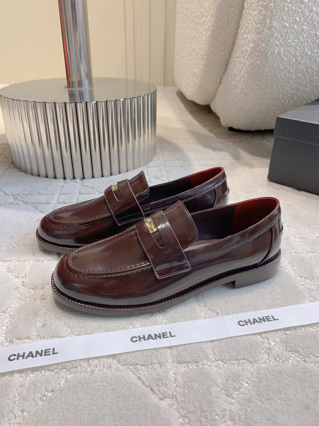 CHANEL 25S MOCCASINS IN ROSEWOOD CALFSKIN GOLD HARDWARE