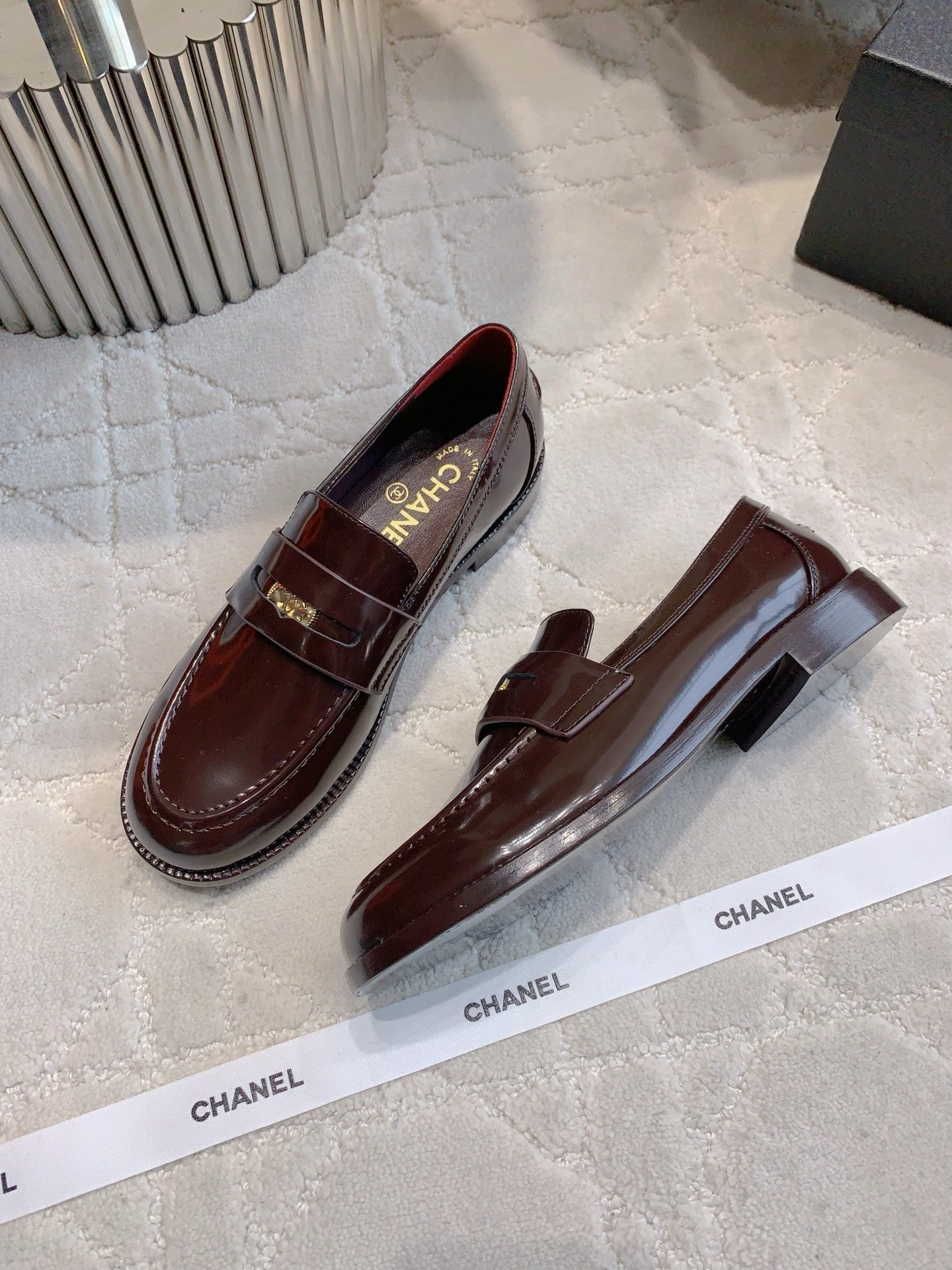 CHANEL 25S MOCCASINS IN ROSEWOOD CALFSKIN GOLD HARDWARE