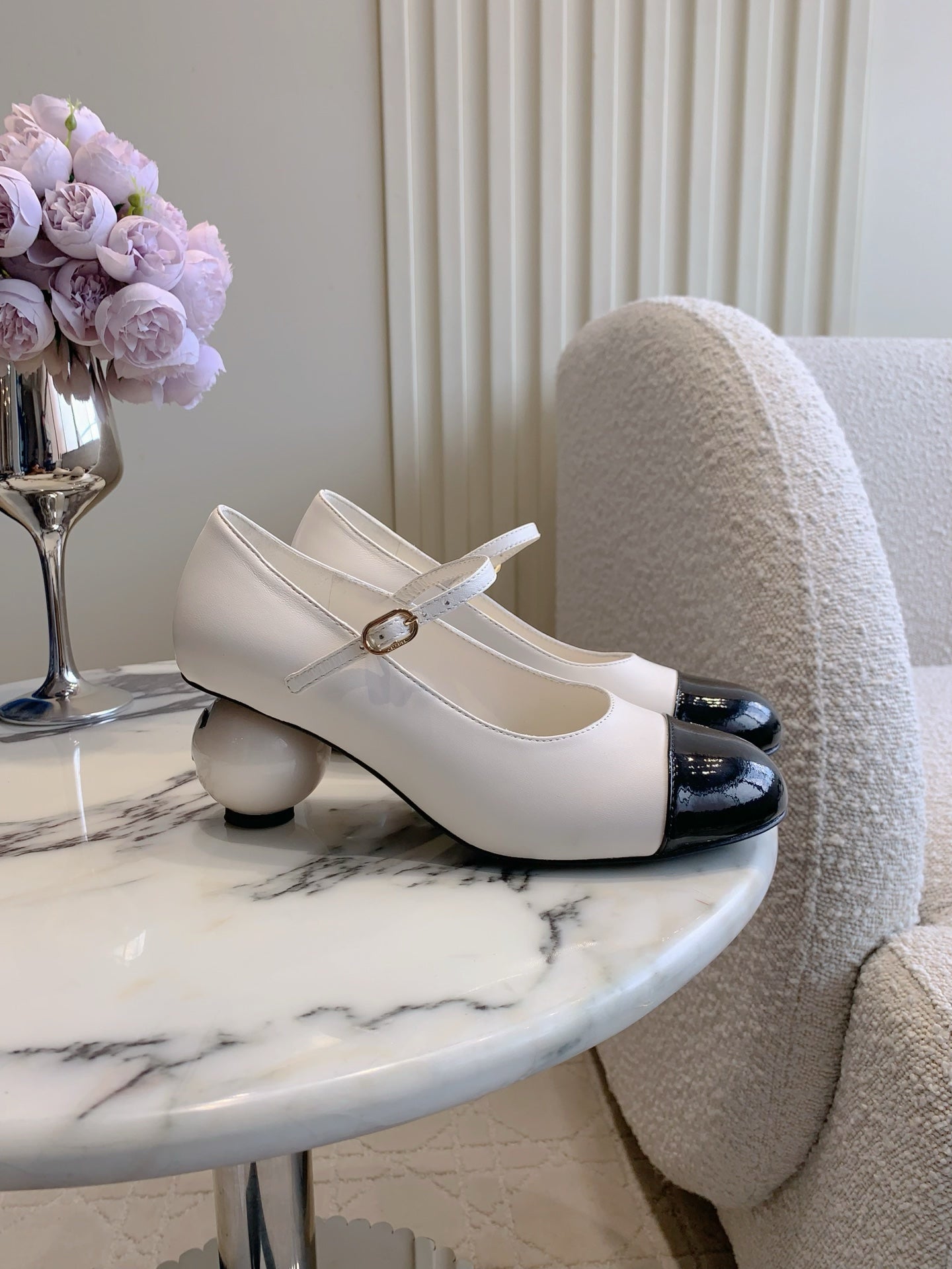 CC PEARL HIGH HEELS IN WHITE CALFSKIN
