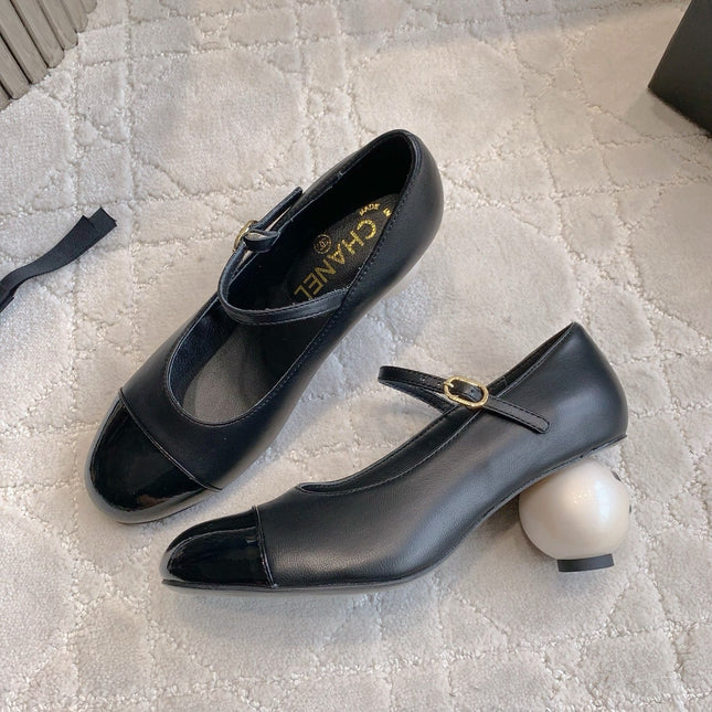 CC PEARL HIGH HEELS IN BLACK CALFSKIN