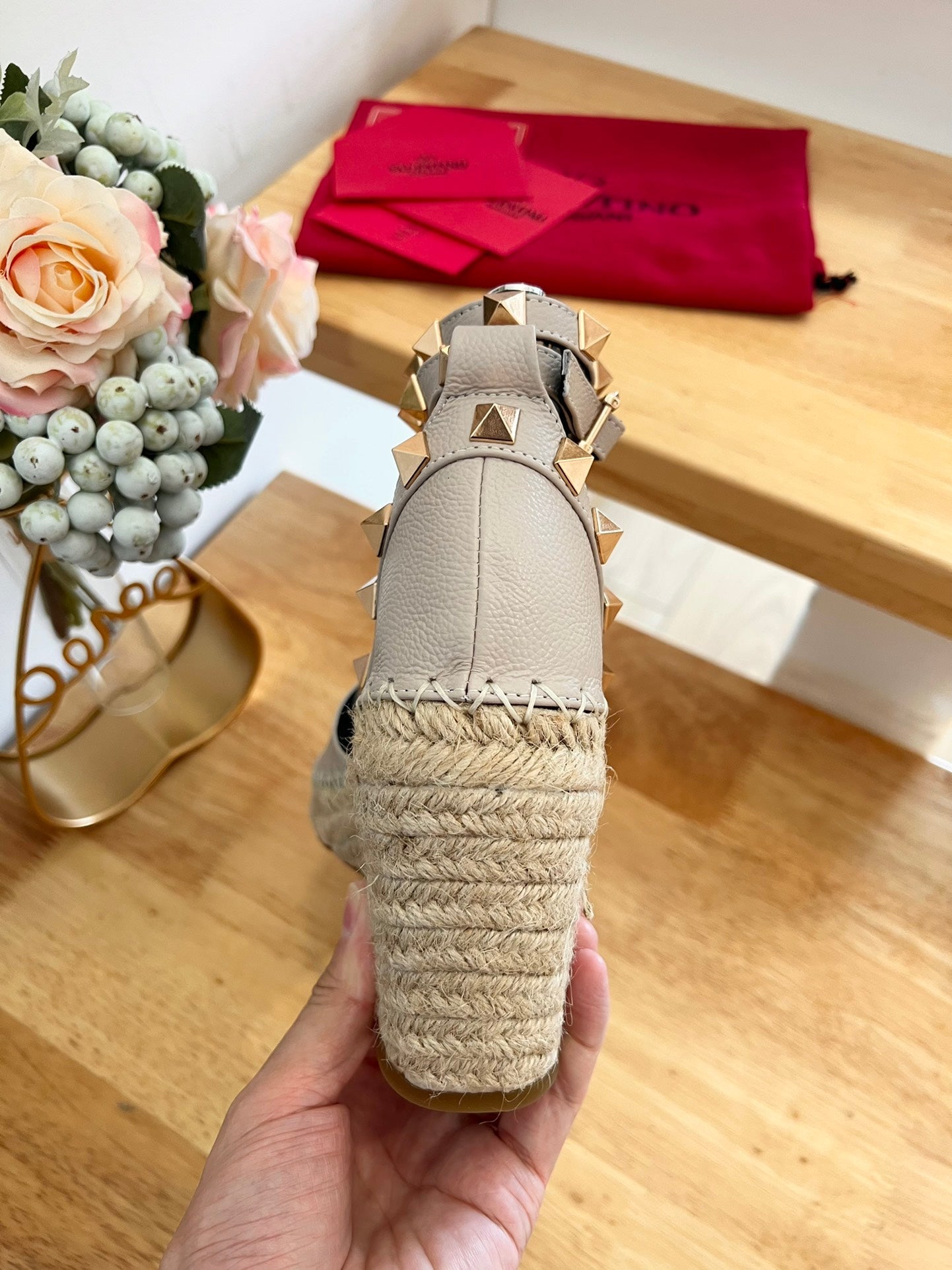 VALENTINO 26S WEDGE SHOES IN BEIGE CALFSKIN
