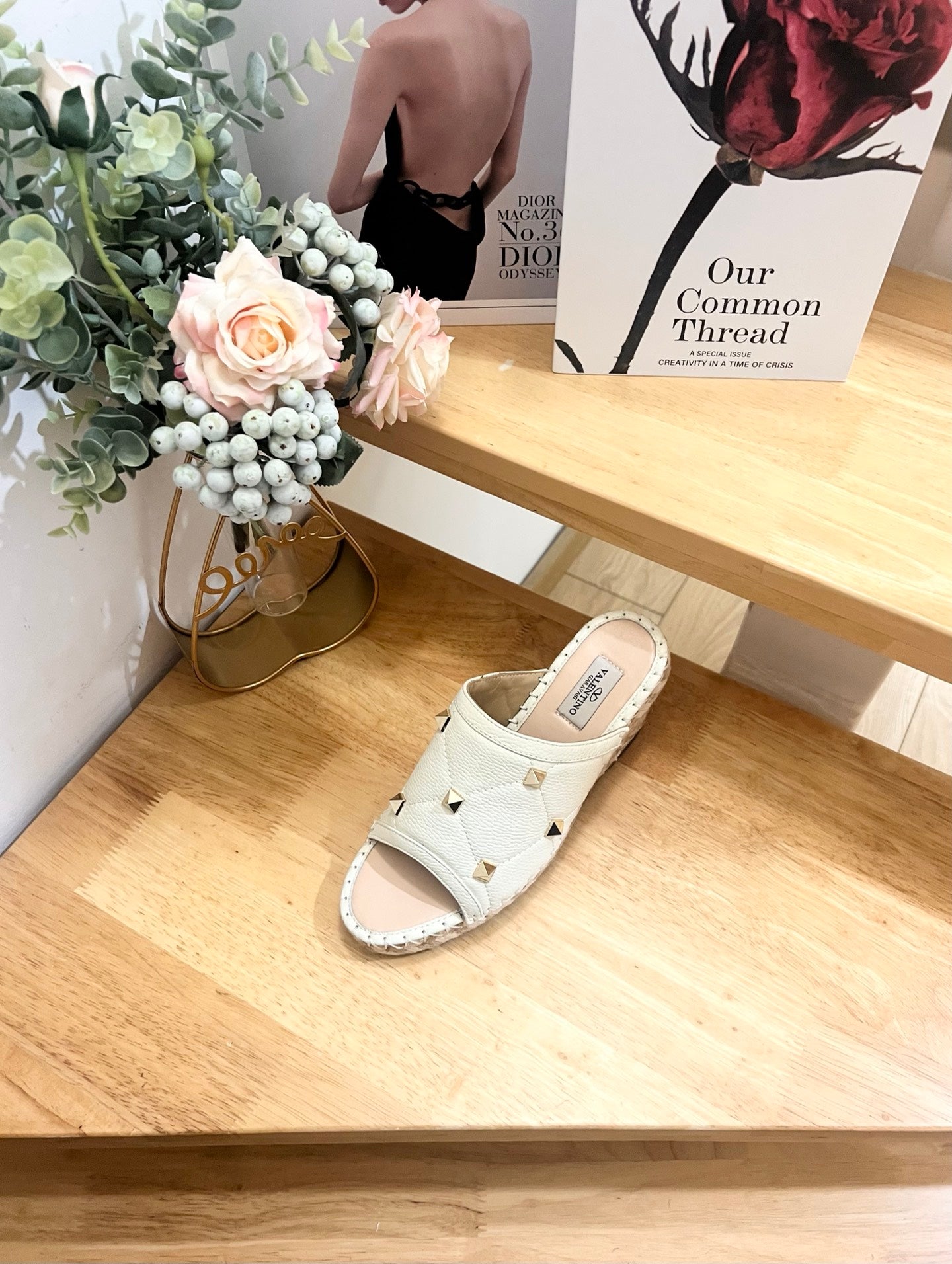VALENTINO 26S WEDGE SANDALS IN OFF-WHITE CALFSKIN