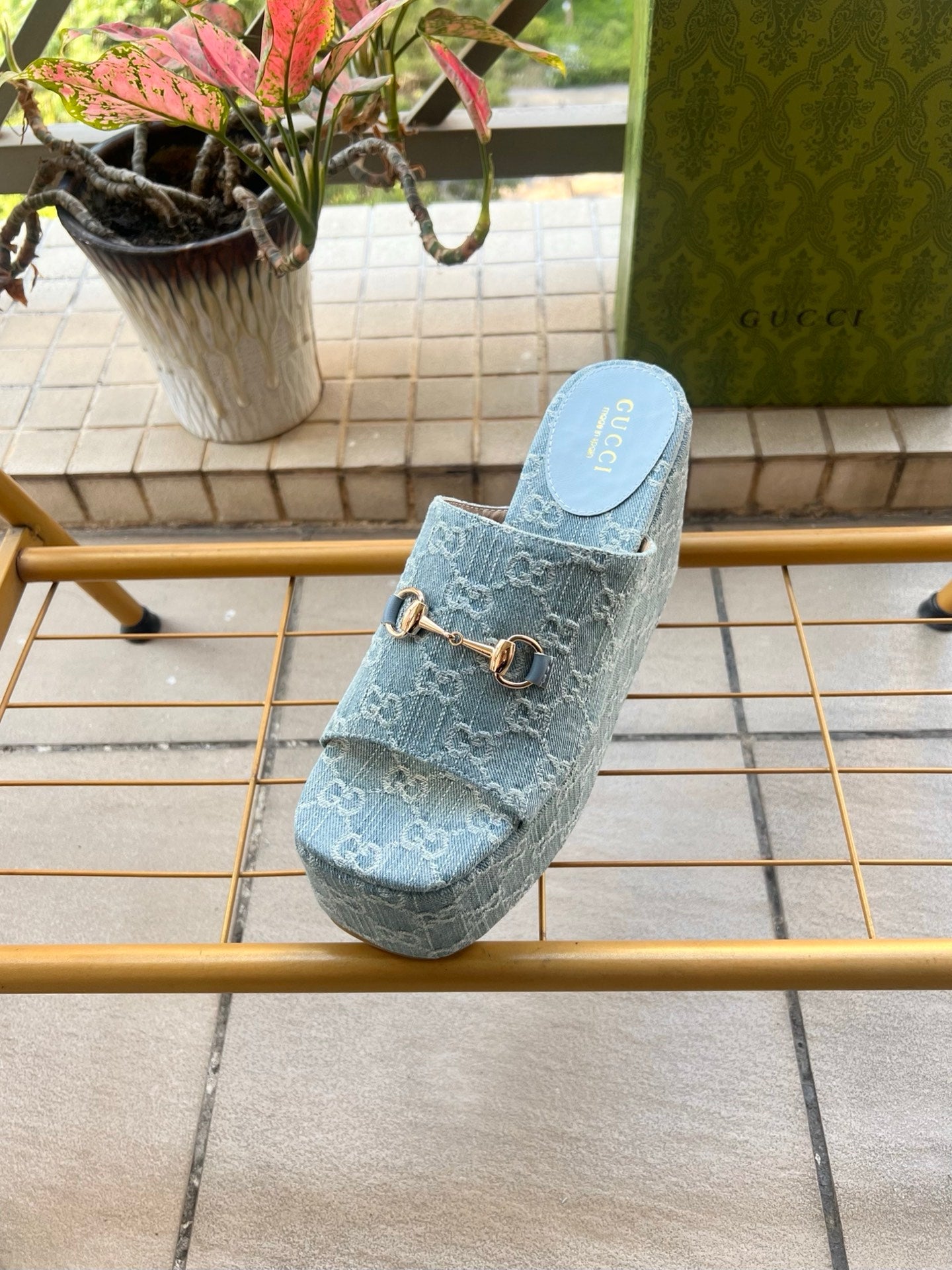 GUCCI 26S WEDGE SANDALS 100 MM IN LIGHT BLUE DENIM