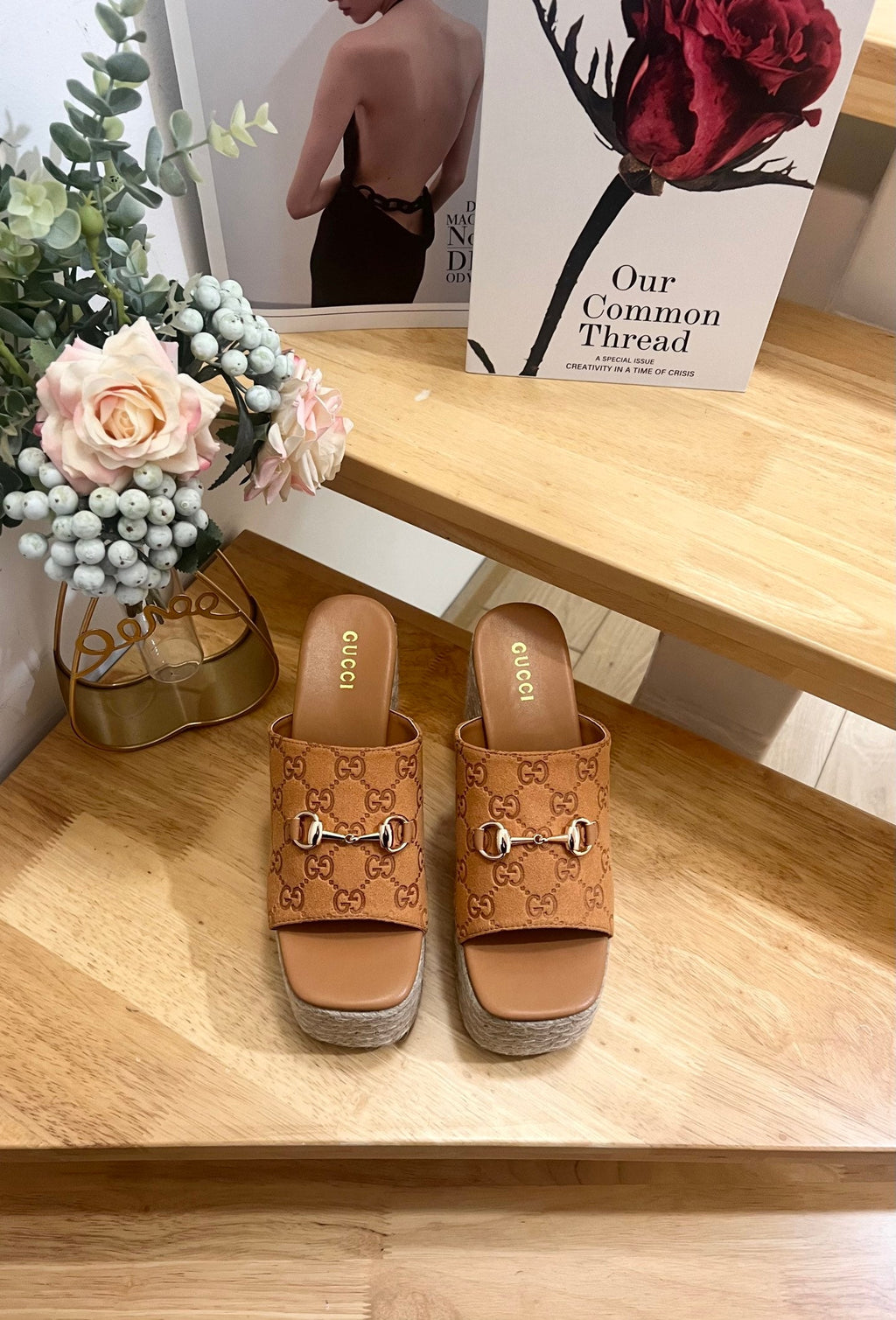 GUCCI 26S WEDGE SANDALS 100 MM IN LIGHT BROWN SUEDE