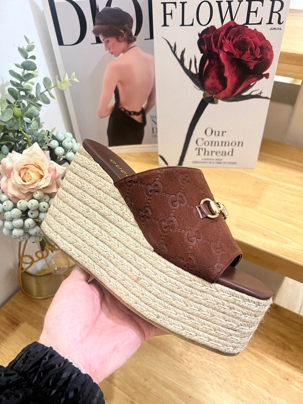 GUCCI 26S WEDGE SANDALS 100 MM IN BROWN SUEDE