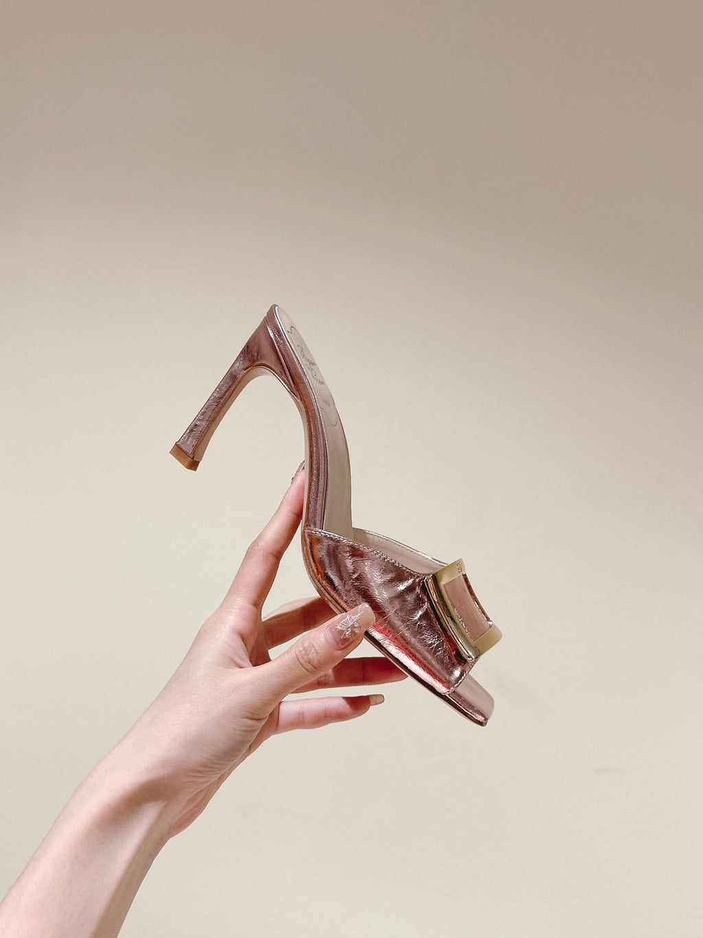 TRUMPET METALLIC MULES IN PINK PATENT CALFSKIN