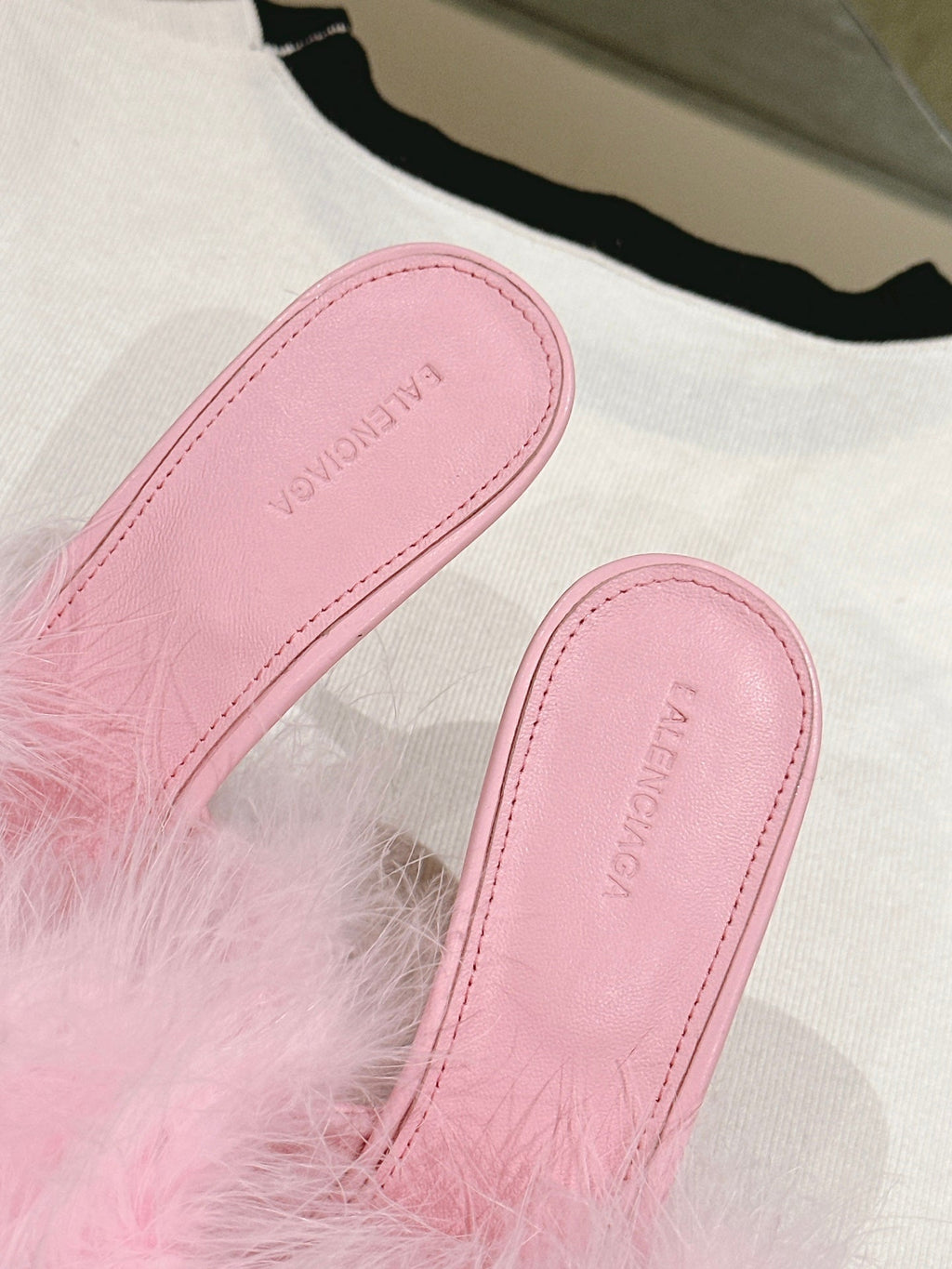 BALENCIAGA 25S HIGH-HEELED SANDALS 85 MM IN PINK FAUX FUR AND PU
