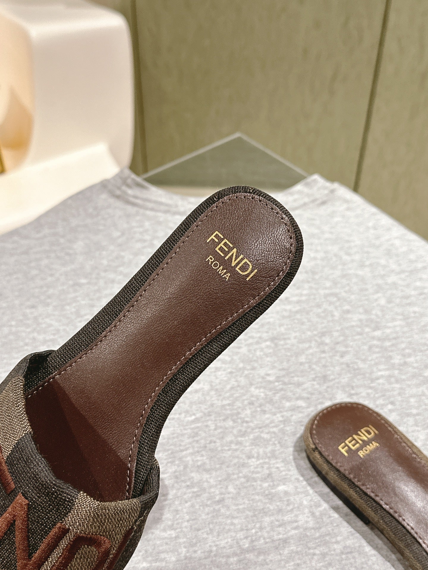 FENDI 26S SLIDE SANDALS IN KHAKI & DARK BROWN CANVAS