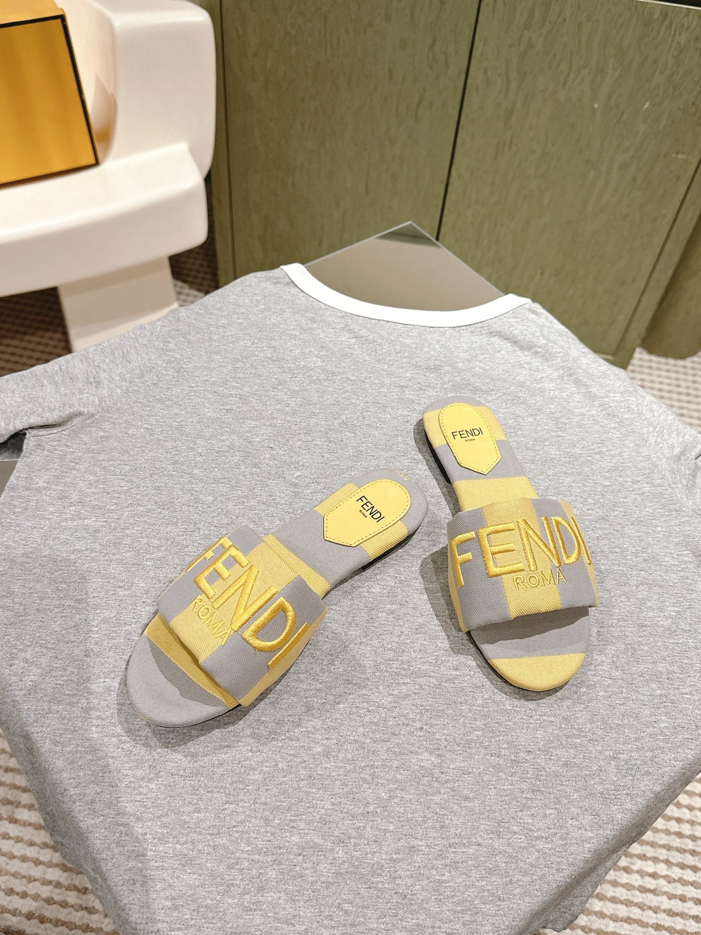 FENDI 26S SLIDE SANDALS IN YELLOW AND GREY CANVAS
