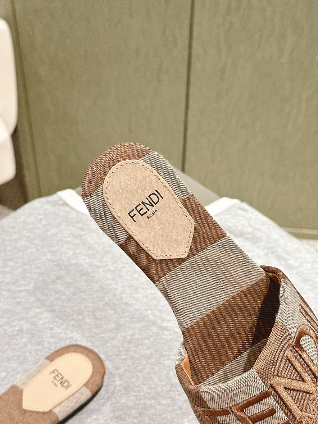 FENDI 26S SLIDE SANDALS IN BEIGE AND BROWN CANVAS