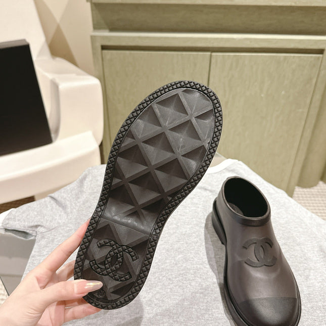 CC RAIN BOOTS IN BROWN AND BLACK TPU
