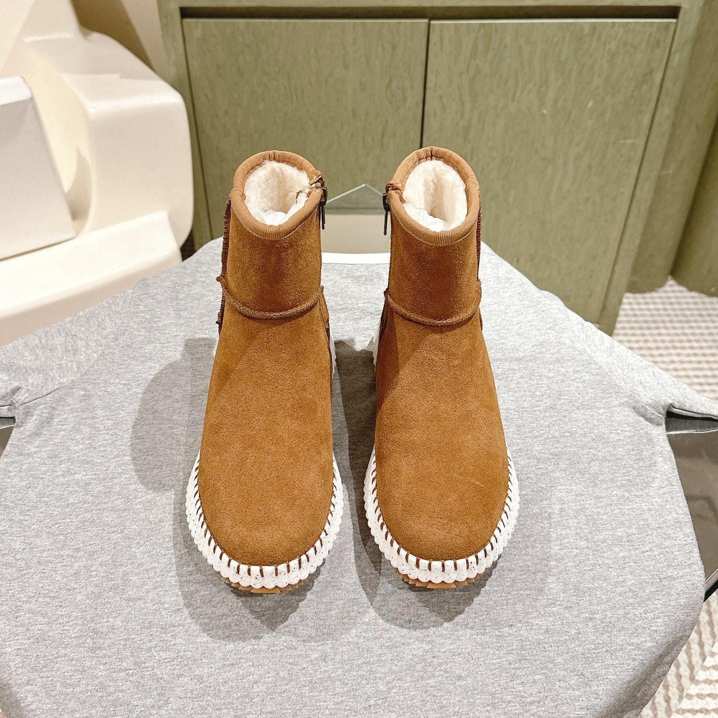 CHLOÉ 26S SHEARLING ANKLE BOOTS IN BROWN SUEDE
