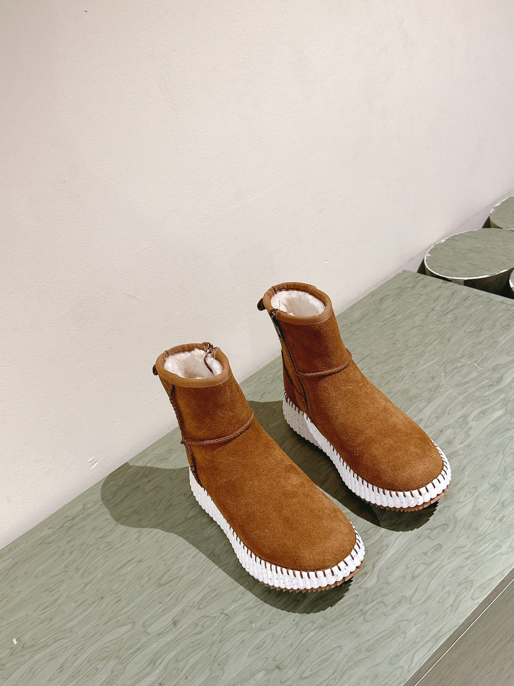 CHLOÉ 26S SHEARLING ANKLE BOOTS IN BROWN SUEDE