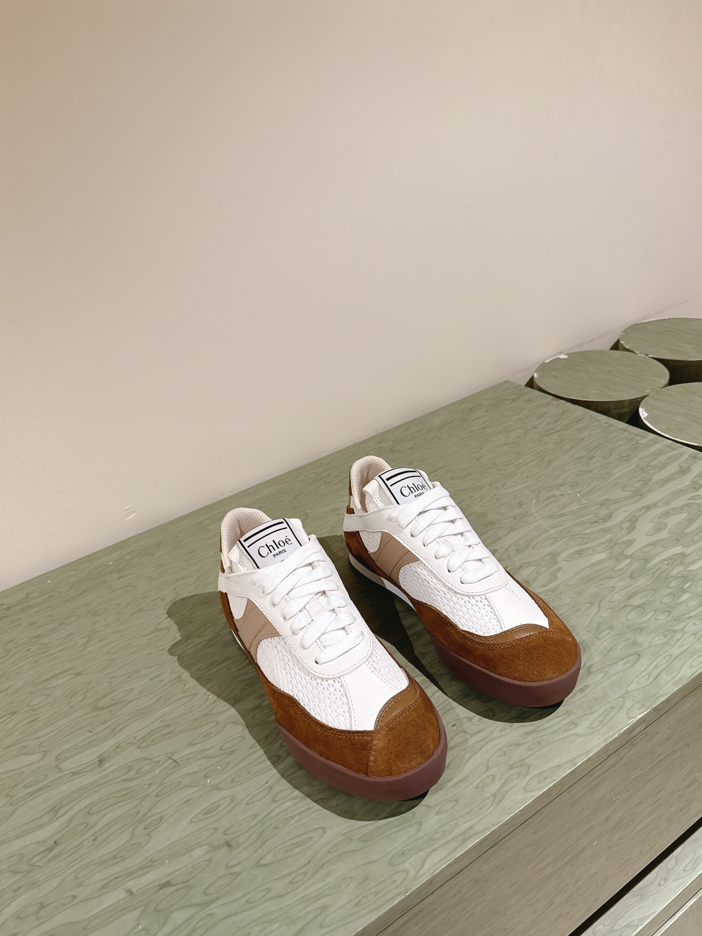 CHLOÉ 26S SNEAKERS IN WHITE MESH AND BROWN SUEDE