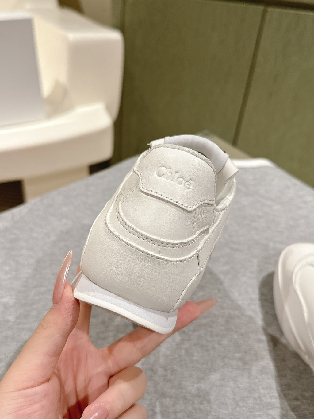 CHLOÉ 26S SNEAKERS IN WHITE CALFSKIN