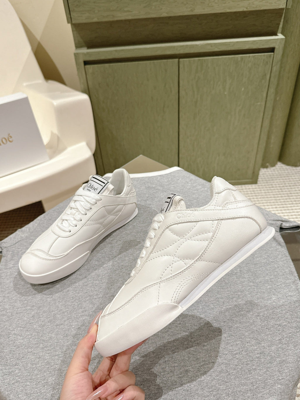CHLOÉ 26S SNEAKERS IN WHITE CALFSKIN