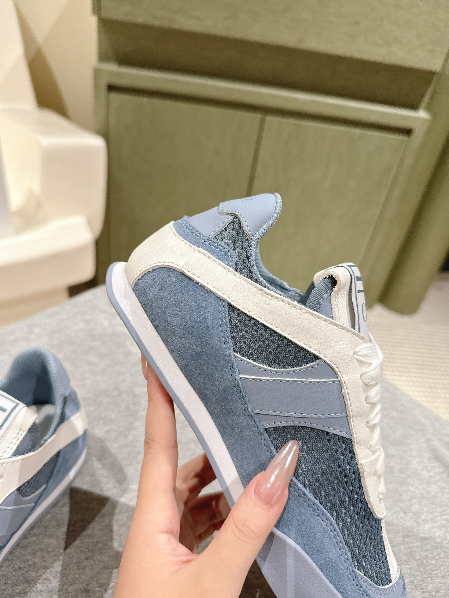 CHLOÉ 26S SNEAKERS IN BLUE MESH AND SUEDE