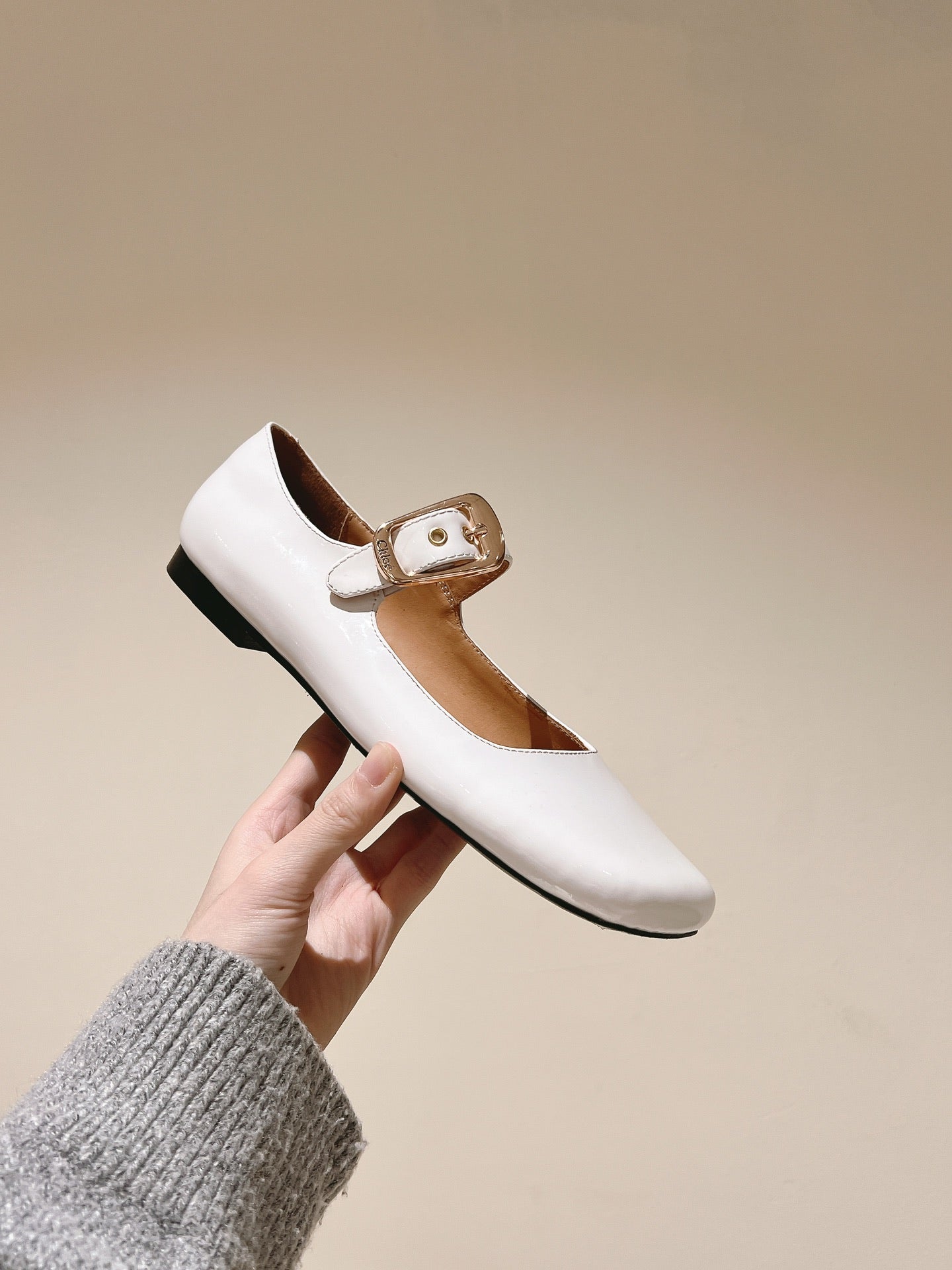 CHLOÉ 26S MARY JANE FLATS IN WHITE GLOSSY CALFSKIN
