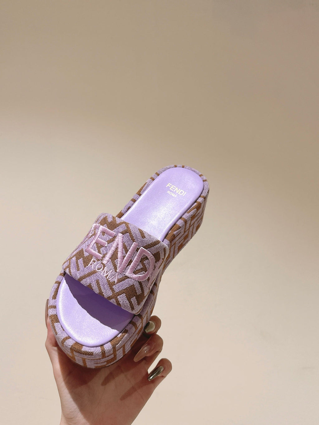 FENDI 26S PLATFORM SANDALS IN BROWN AND PURPLE FABRIC STYLE 5