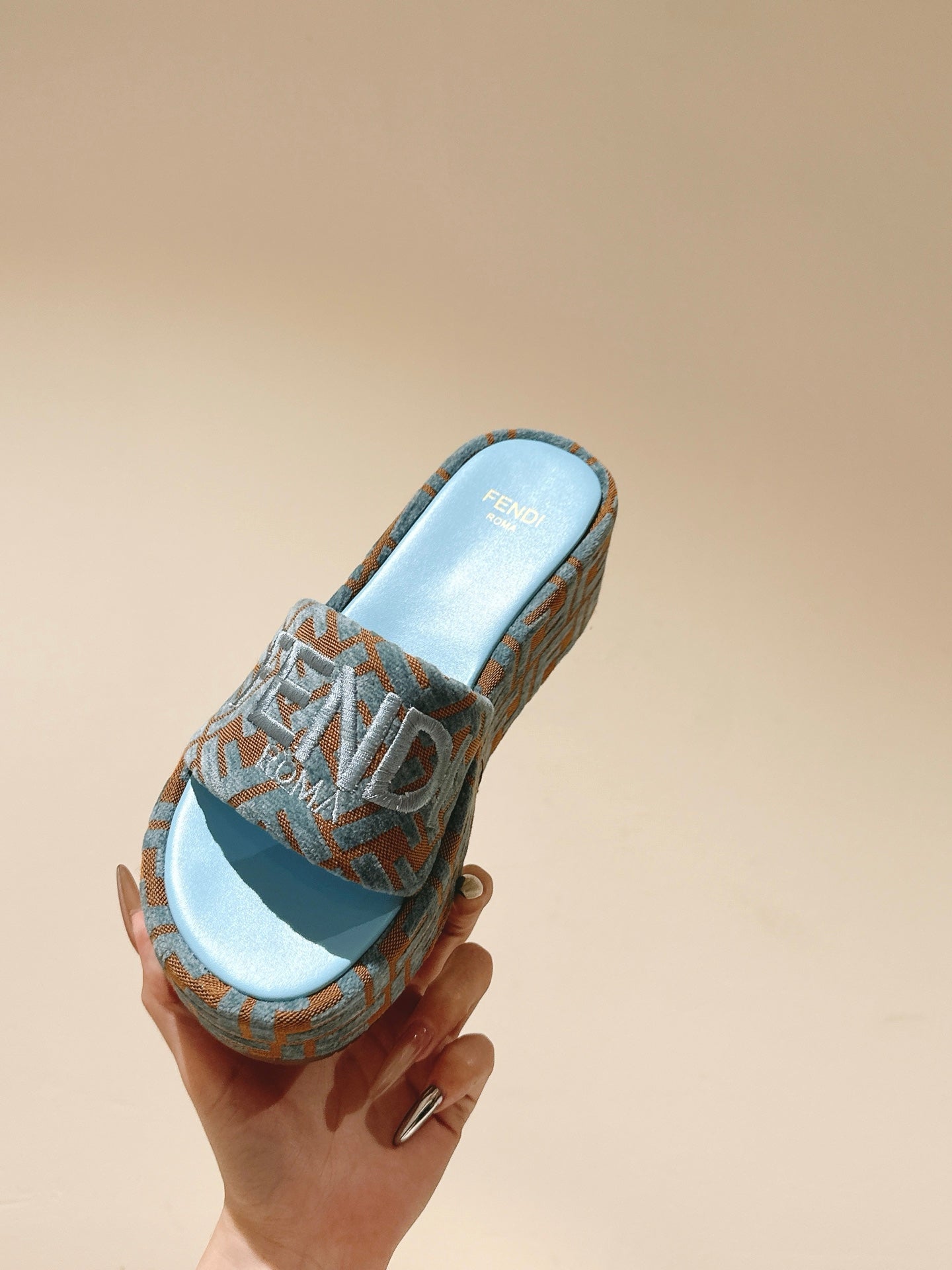 FENDI 26S PLATFORM SANDALS IN LIGHT BLUE AND BROWN FABRIC