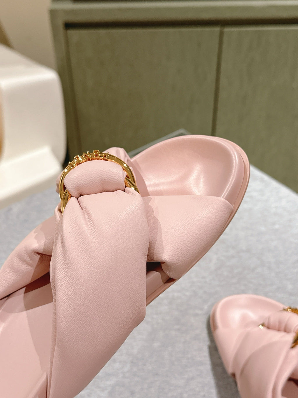 FENDI 26S WIDE CROSS-STRAP SANDALS IN LIGHT PINK LAMBSKIN