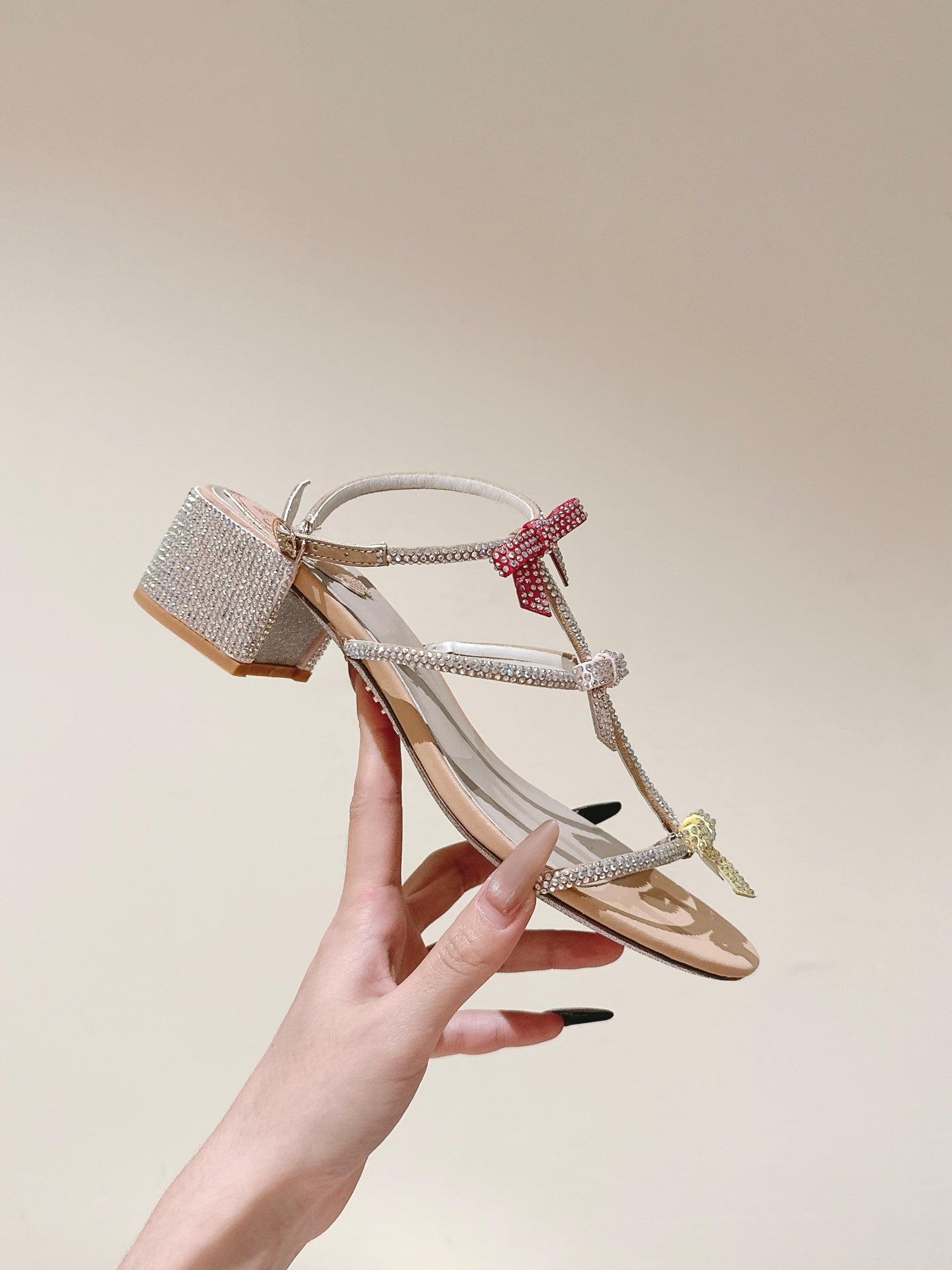 RENE CAOVILLA 26S HEELED SANDALS 45 MM IN NUDE PINK LAMBSKIN WITH BOW