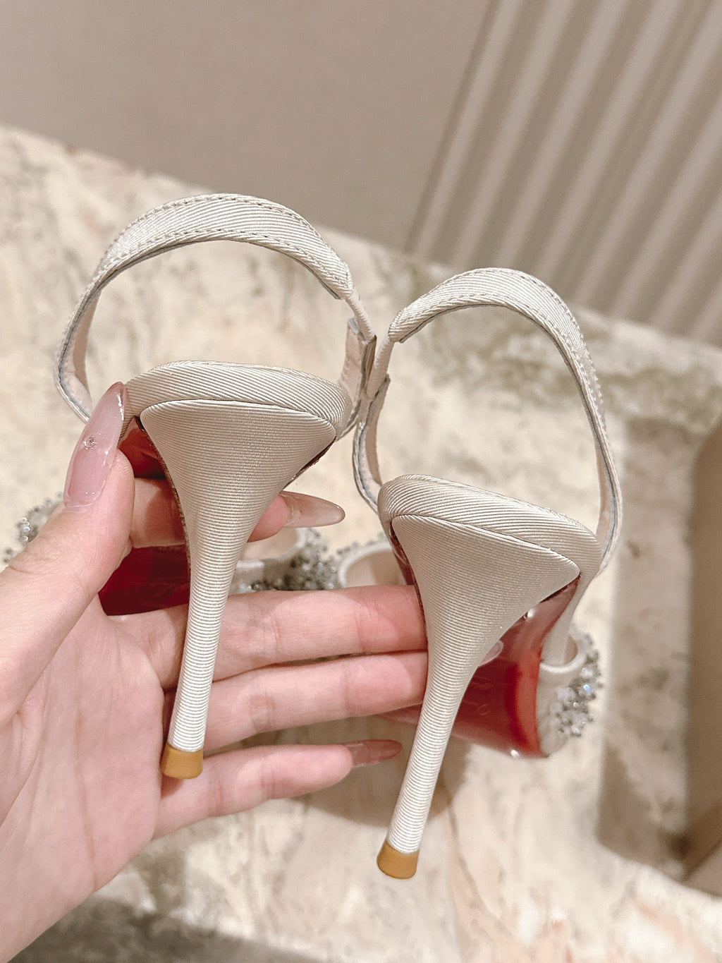 EMBELLISHED QUEENISSIMA SLINGBACK PUMPS 95MM IN WHITE GLITTER CALFSKIN