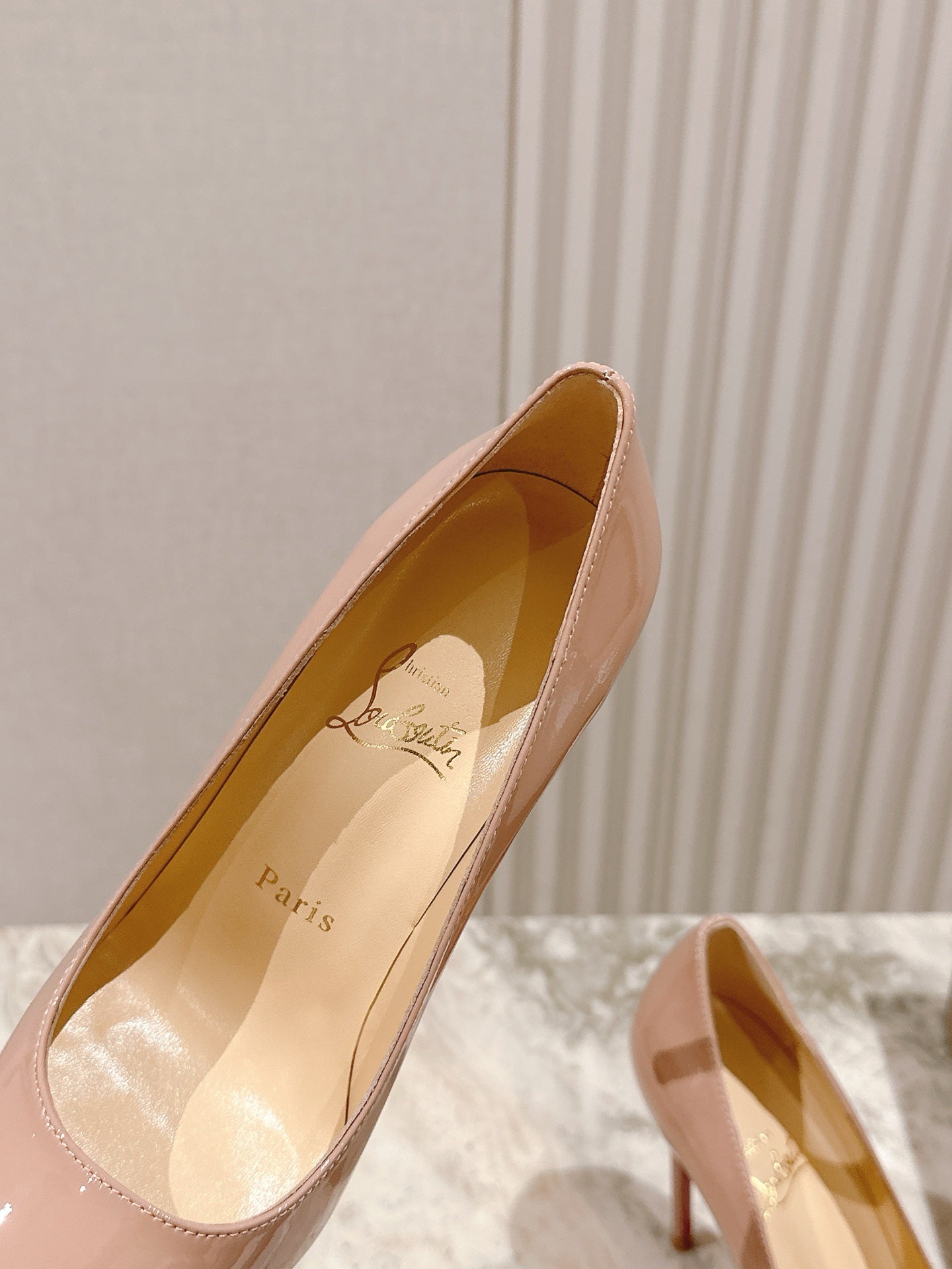 SPORTY KATE PUMPS 95MM IN BEIGE GLOSSY CALFSKIN