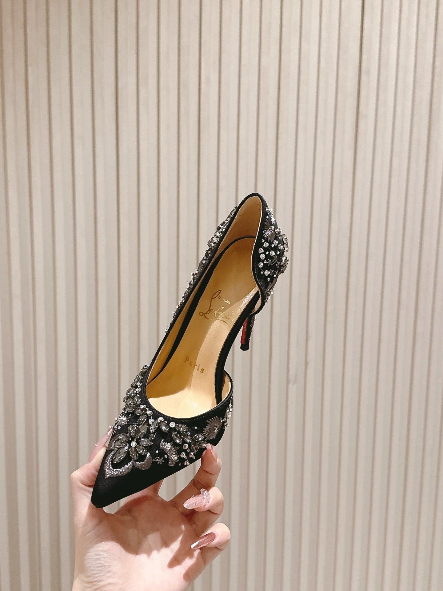 EMBROIDERED GLITTER IRIZA PUMPS 105MM IN BLACK SATIN