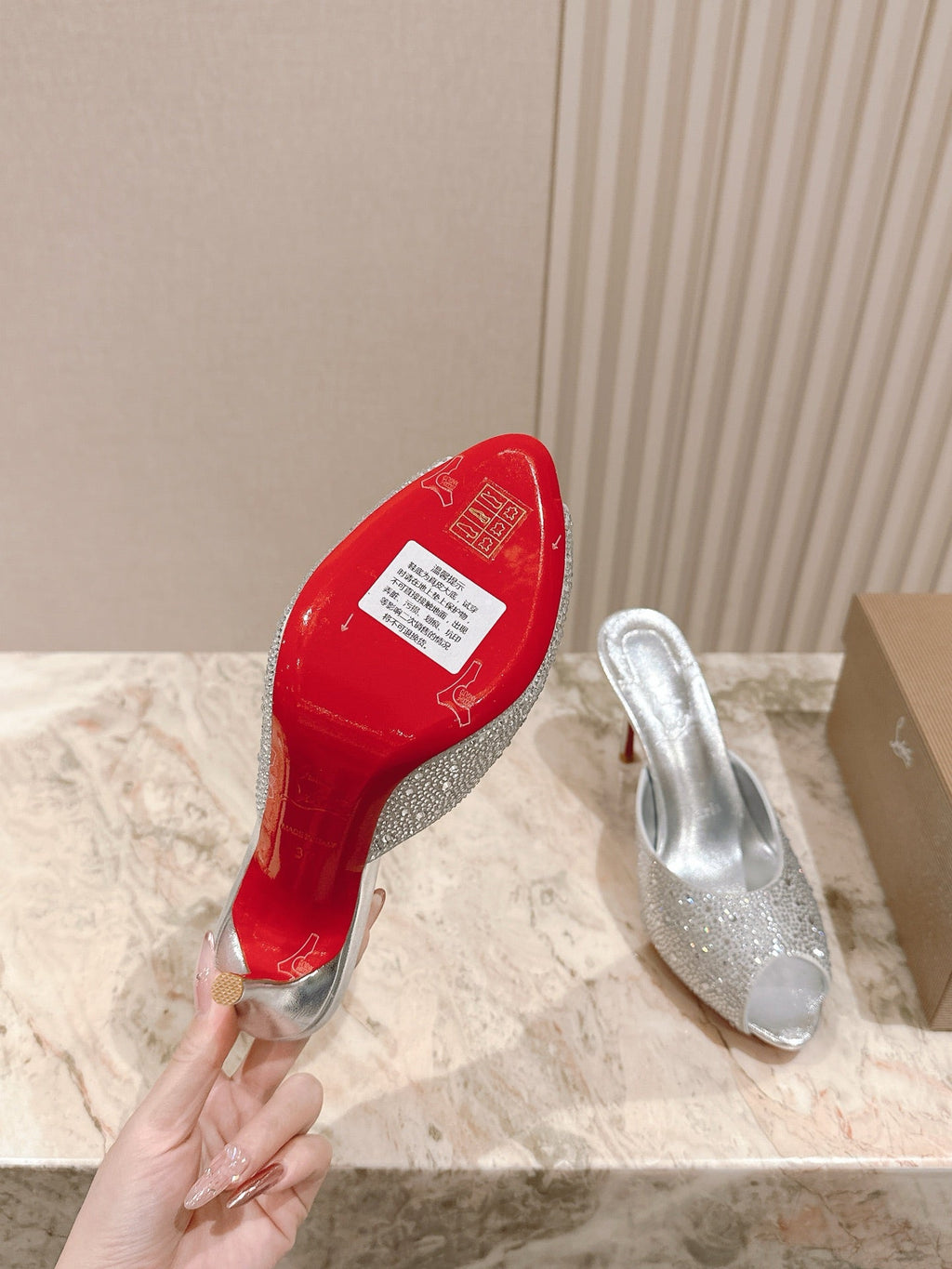 DOLLY STRASS SOLE SLIDE SANDALS 85MM IN SILVER-TONE CALFSKIN