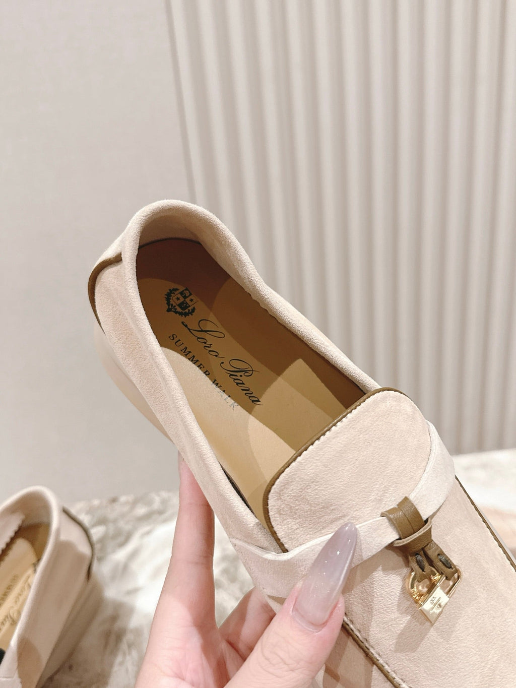 LP LOAFERS 25S IN CHAMPAGNE BEIGE SUEDE WITH SILVER HARDWARE