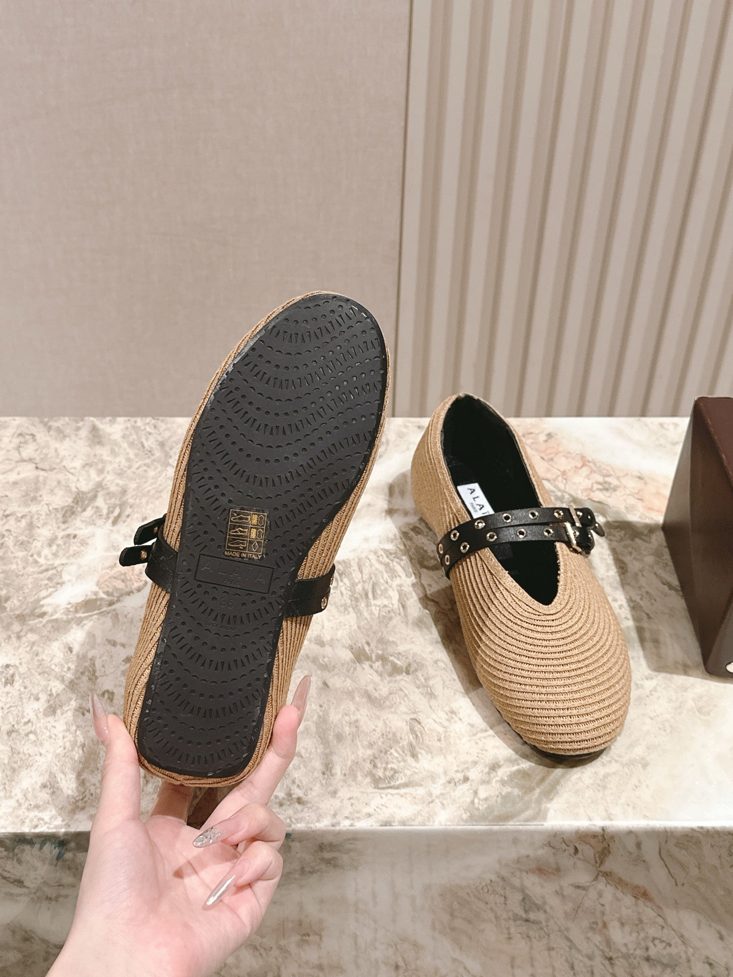 ALAIA MARY JANE 25S IN BEIGE RAFFIA AND BLACK LAMBSKIN WITH SILVER HARDWARE