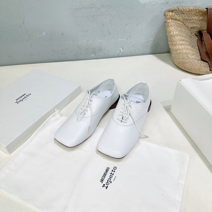 JACQUEMUS 26S LACE-UP FLAT LOAFERS IN WHITE CALFSKIN