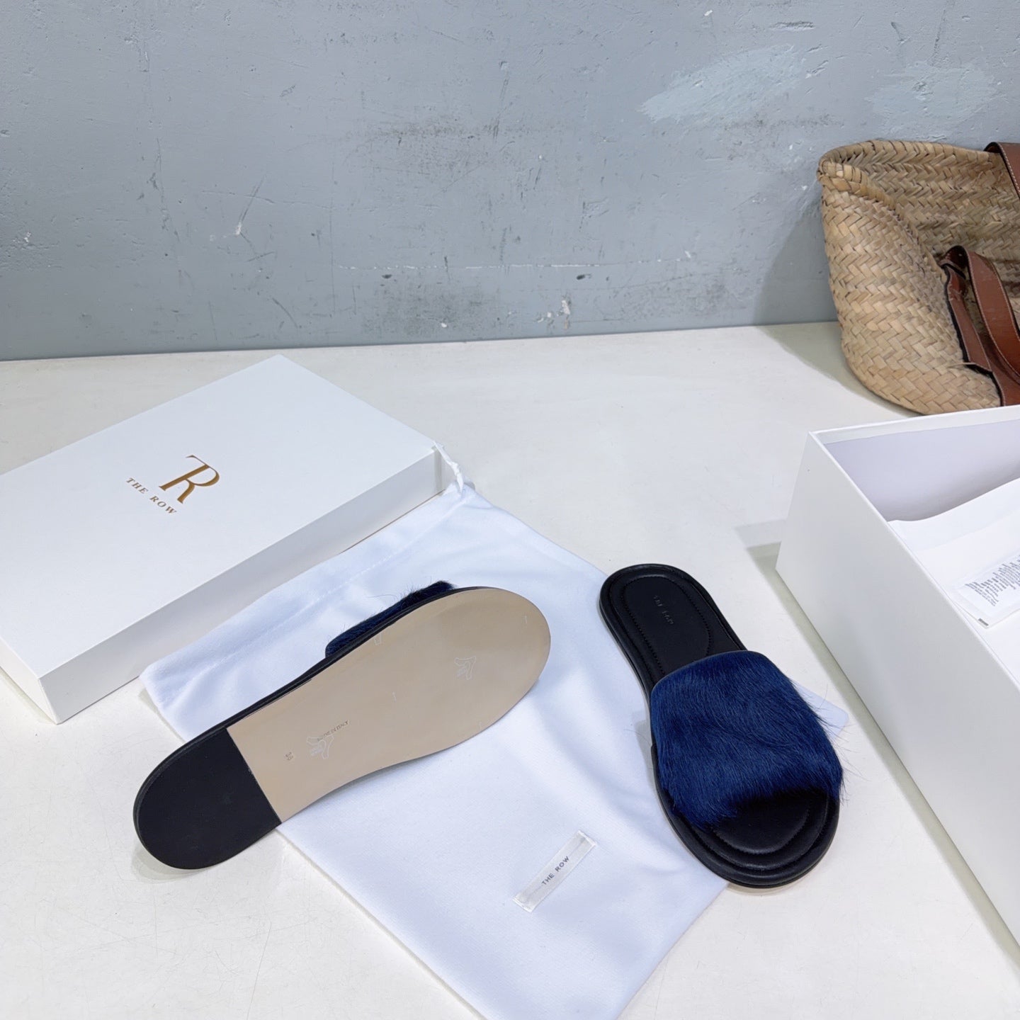 THE ROW 26S SLIDES SANDALS IN BLUE MINK FUR AND BLACK CALFSKIN