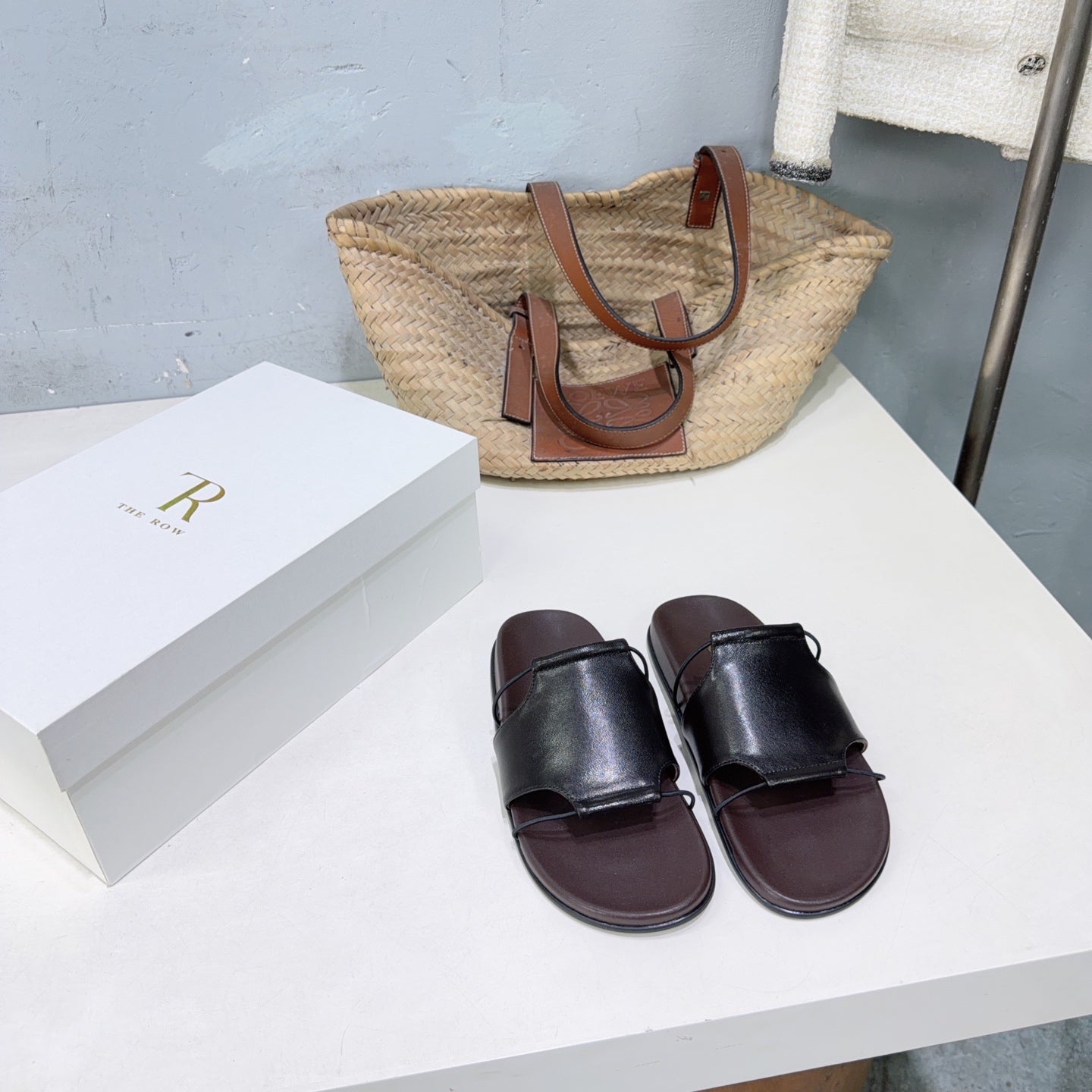 THE ROW 26S STRAP SLIDES IN DARK BROWN CALFSKIN
