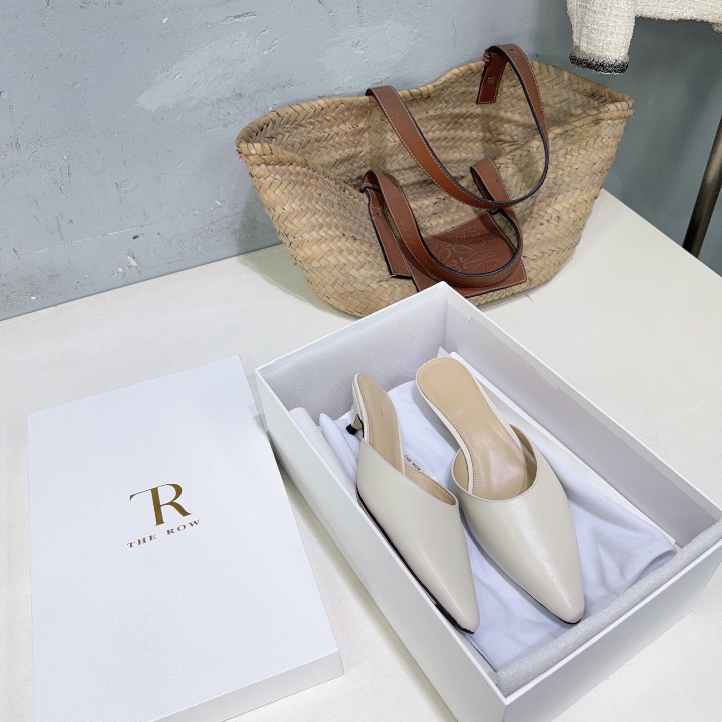 THE ROW 26S POINTED TOE MULE HEELS 35MM IN IVORY WHITE CALFSKIN