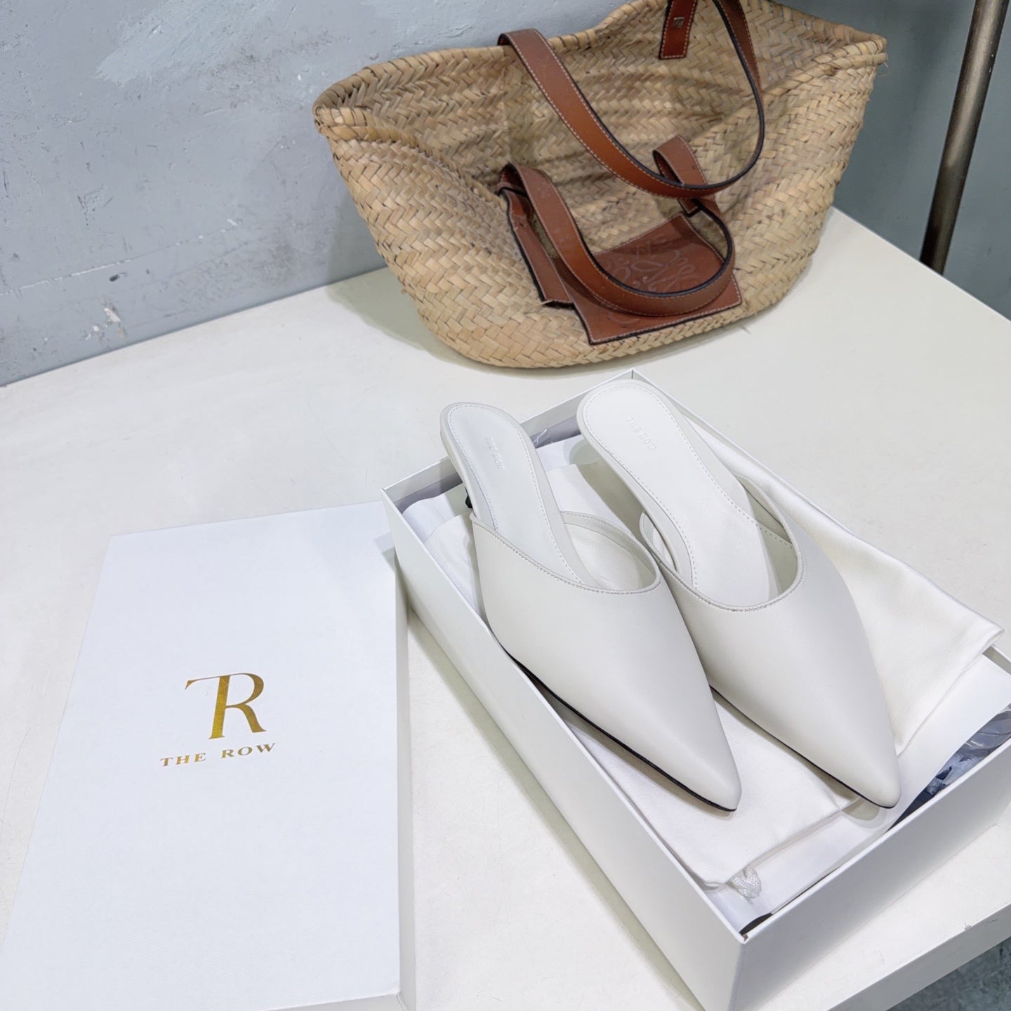 THE ROW 26S POINTED TOE MULE HEELS 35MM IN WHITE CALFSKIN