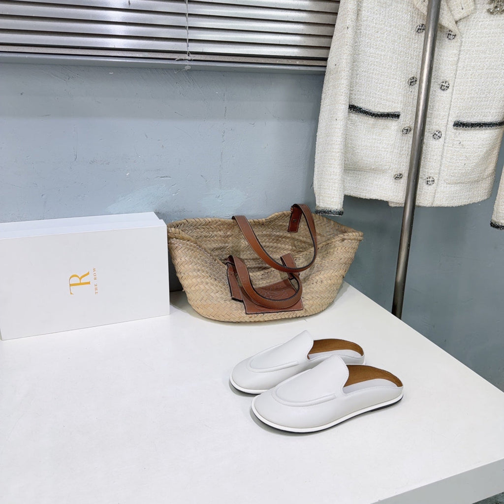 THE ROW 26S LOAFER MULES IN WHITE SMOOTH CALFSKIN
